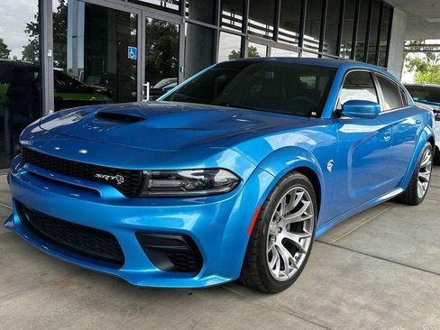 Used 2020 Dodge Charger SRT Hellcat w/ Harman/Kardon Audio Group RWD image 8