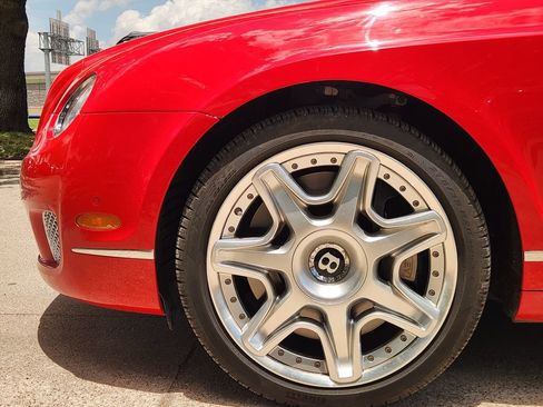 Used 2012 Bentley Flying Spur Flying Spur AWD/4WD image 10