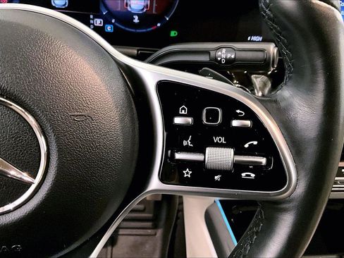 Used 2021 Mercedes-Benz GLA 250 4MATIC image 18