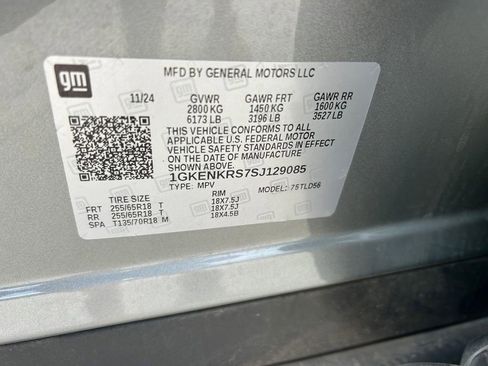 Used 2025 GMC Acadia Elevation FWD image 10