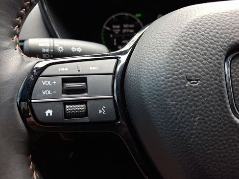 Used 2024 Honda CR-V Sport Touring image 21