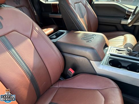 Used 2018 Ford F150 King Ranch w/ Equipment Group 601A Luxury AWD/4WD image 28