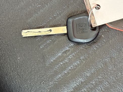 Used 2024 GMC Savana 2500 w/ Driver Convenience Package image 32