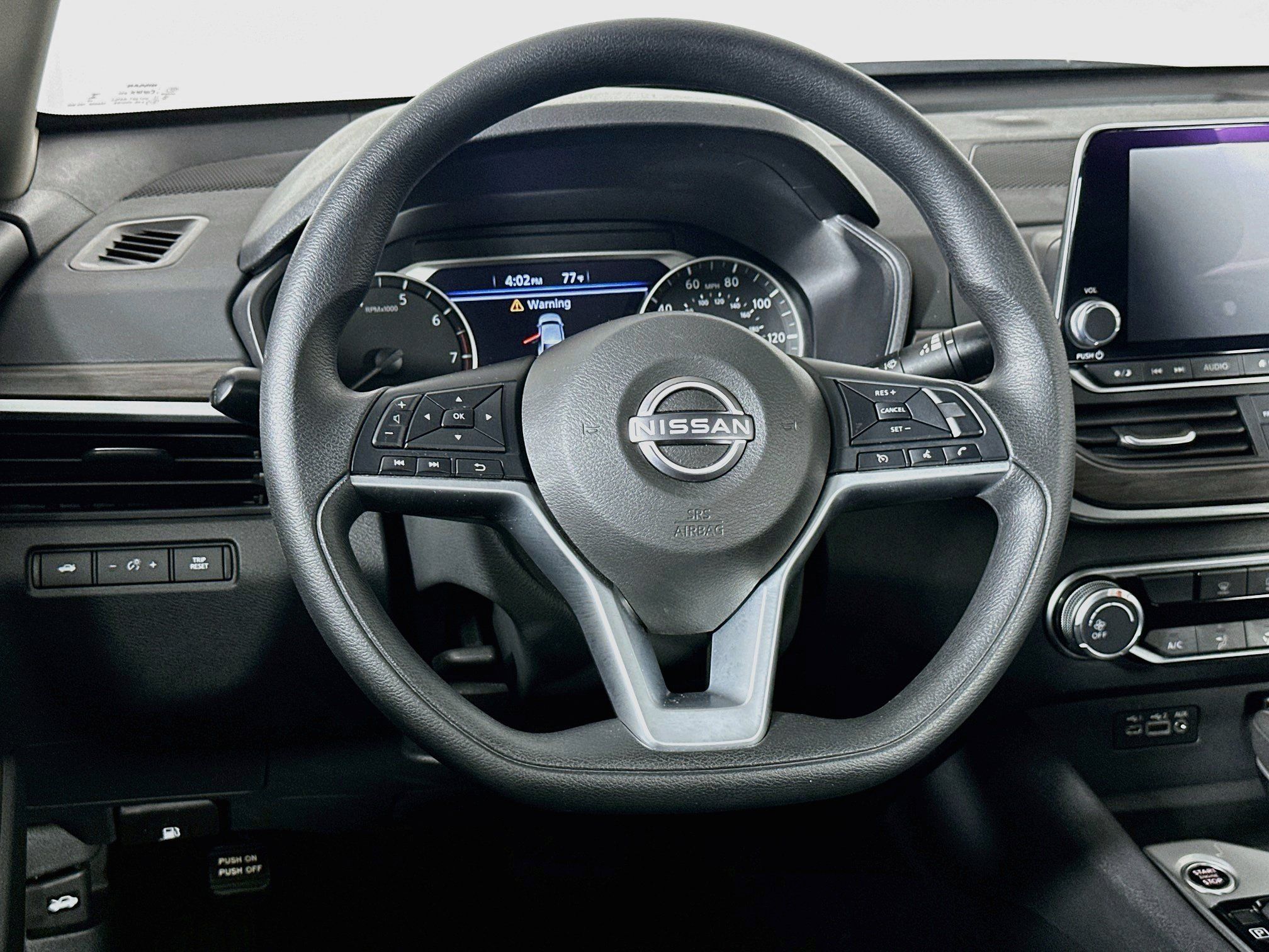Used 2025 Nissan Altima 2.5 SV FWD image 18
