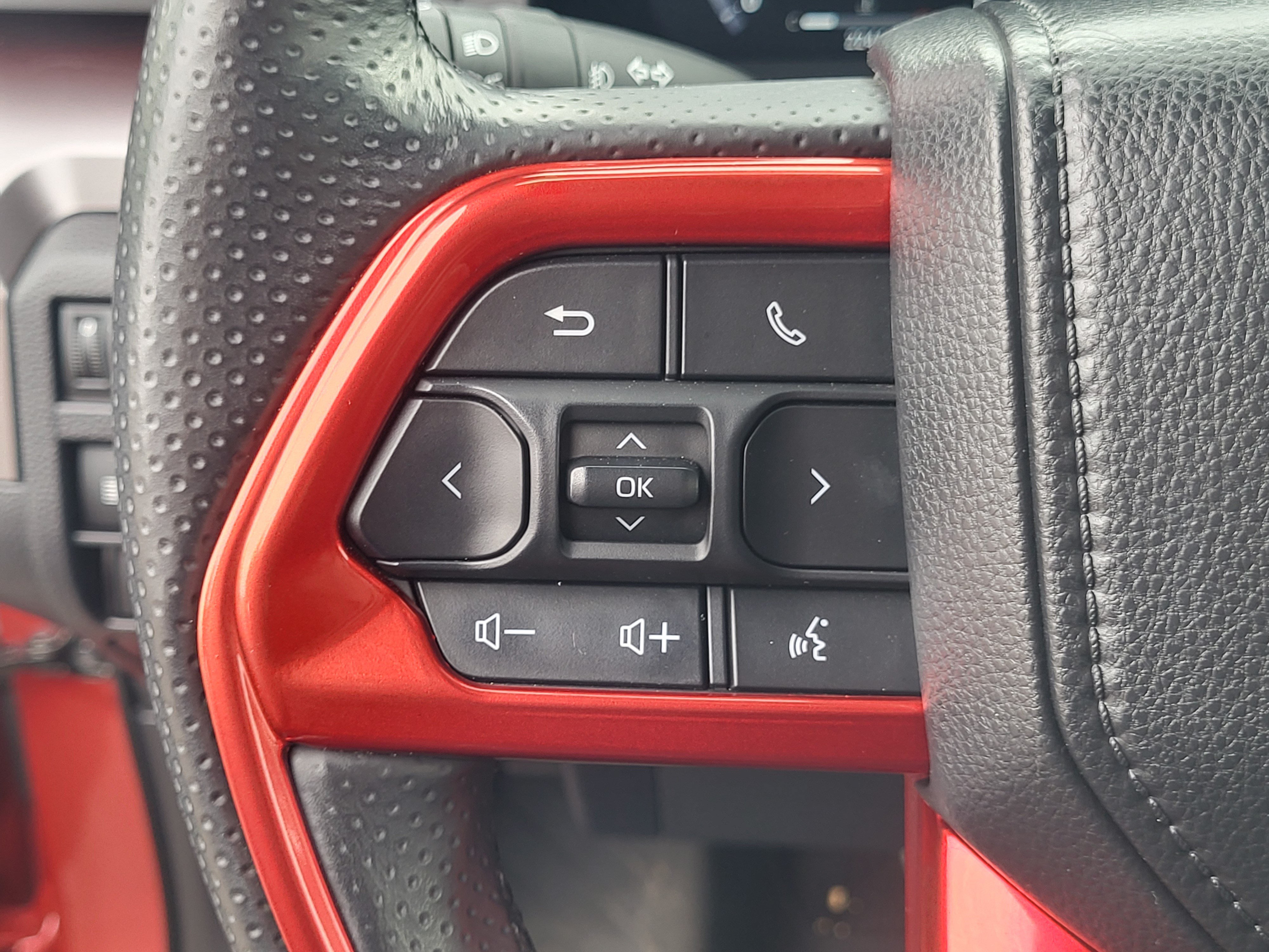 Certified 2025 Toyota 4Runner TRD Off-Road Premium w/ Tow Technology Package AWD/4WD image 15