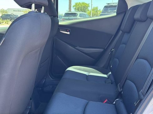 Used 2019 Toyota Yaris LE FWD image 28
