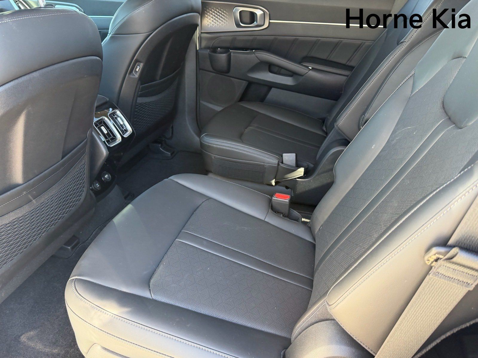 Used 2023 Kia Sorento SX AWD/4WD image 17