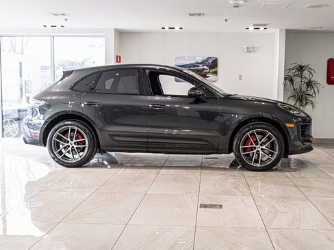 Used 2023 Porsche Macan S image 9