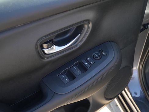 New 2026 Honda HR-V LX image 14