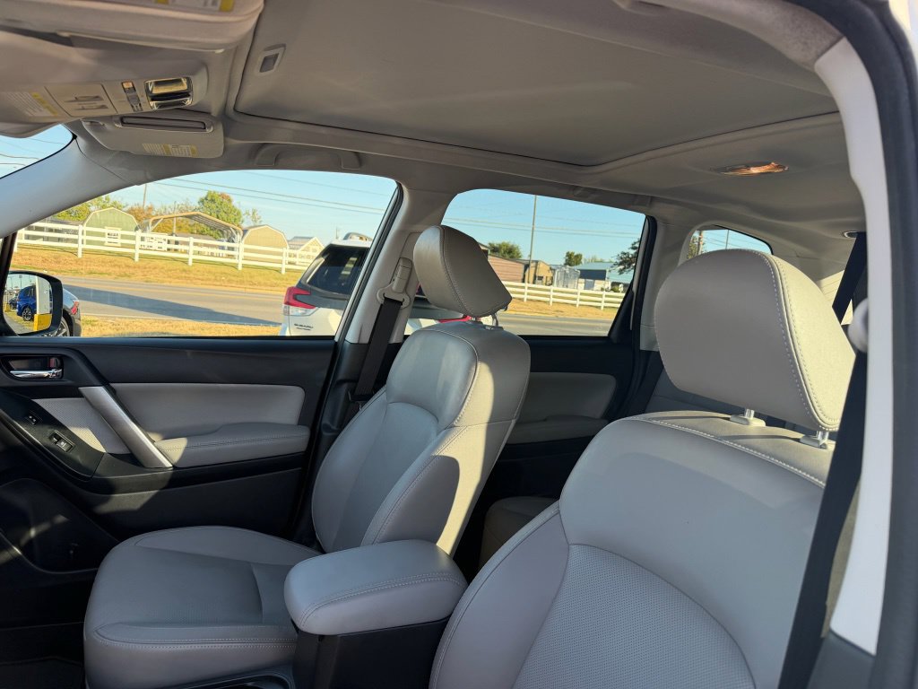 Used 2018 Subaru Forester 2.5i Limited AWD/4WD image 10