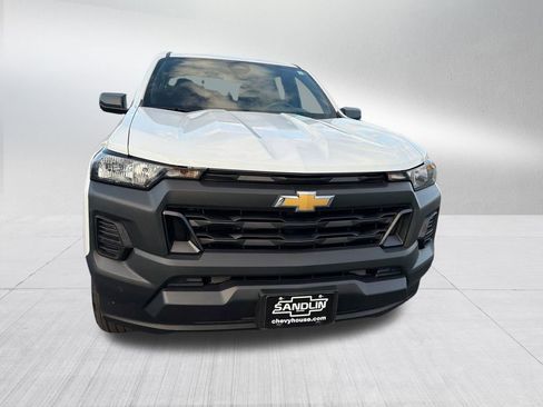 New 2026 Chevrolet Colorado W/T w/ WT Convenience Package II image 3