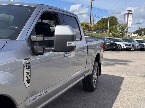 Certified 2020 Ford F250 Lariat w/ Lariat Ultimate Package image 9
