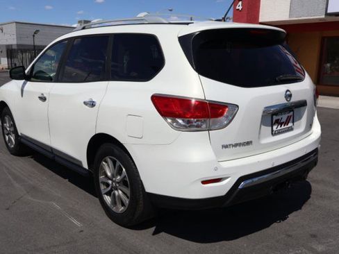 Used 2013 Nissan Pathfinder SL w/ Trailer Tow Pkg FWD image 5