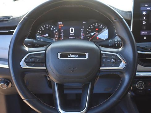 Used 2022 Jeep Compass Limited w/ Sun and Sound Group image 22