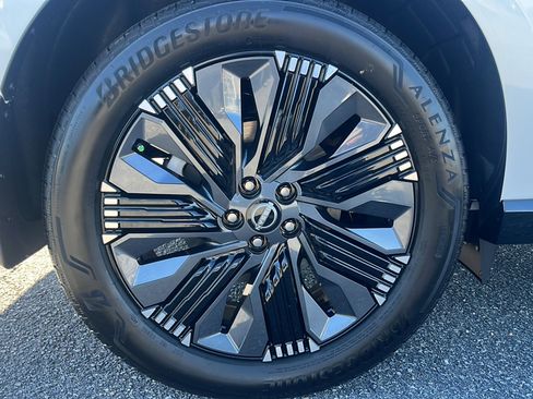 New 2026 Nissan Murano Platinum image 9