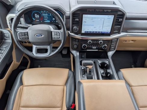 Used 2023 Ford F150 Lariat w/ Trailer Tow Package image 6