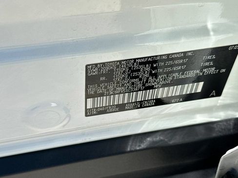 Used 2025 Toyota RAV4 LE FWD image 27