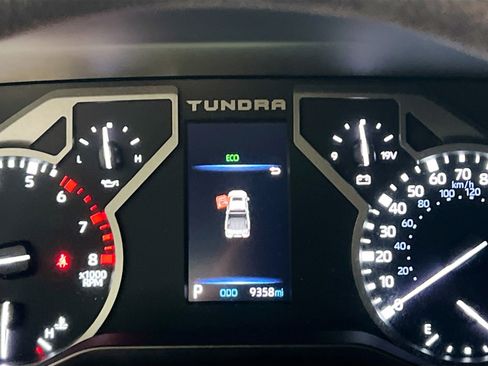 Used 2024 Toyota Tundra SR5 w/ SR5 Convenience Package image 23