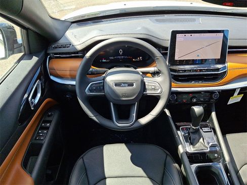 New 2025 Jeep Compass Limited w/ Elite Group image 7