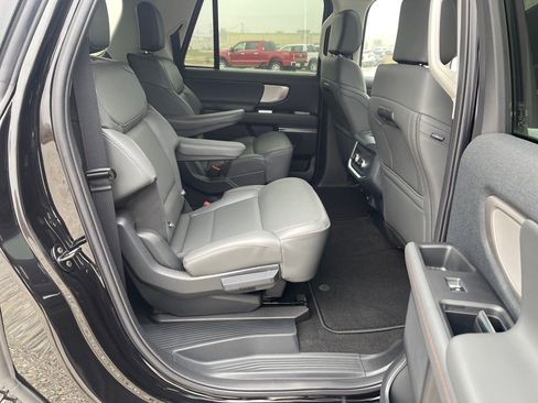 New 2025 Ford Expedition Max Active image 20