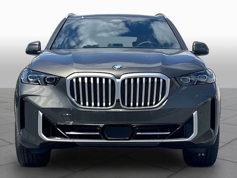 Used 2026 BMW X5 xDrive50e w/ Executive Package AWD/4WD image 3