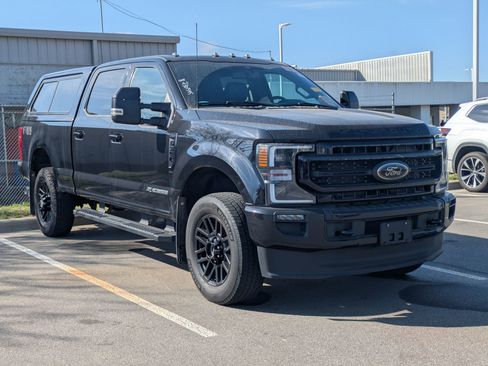 Used 2022 Ford F350 Lariat w/ Black Appearance Package image 1