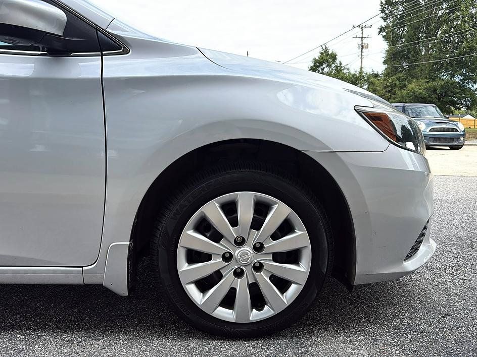 Used 2017 Nissan Sentra S FWD image 28