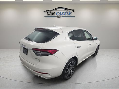 Used 2022 Maserati Levante GT image 4