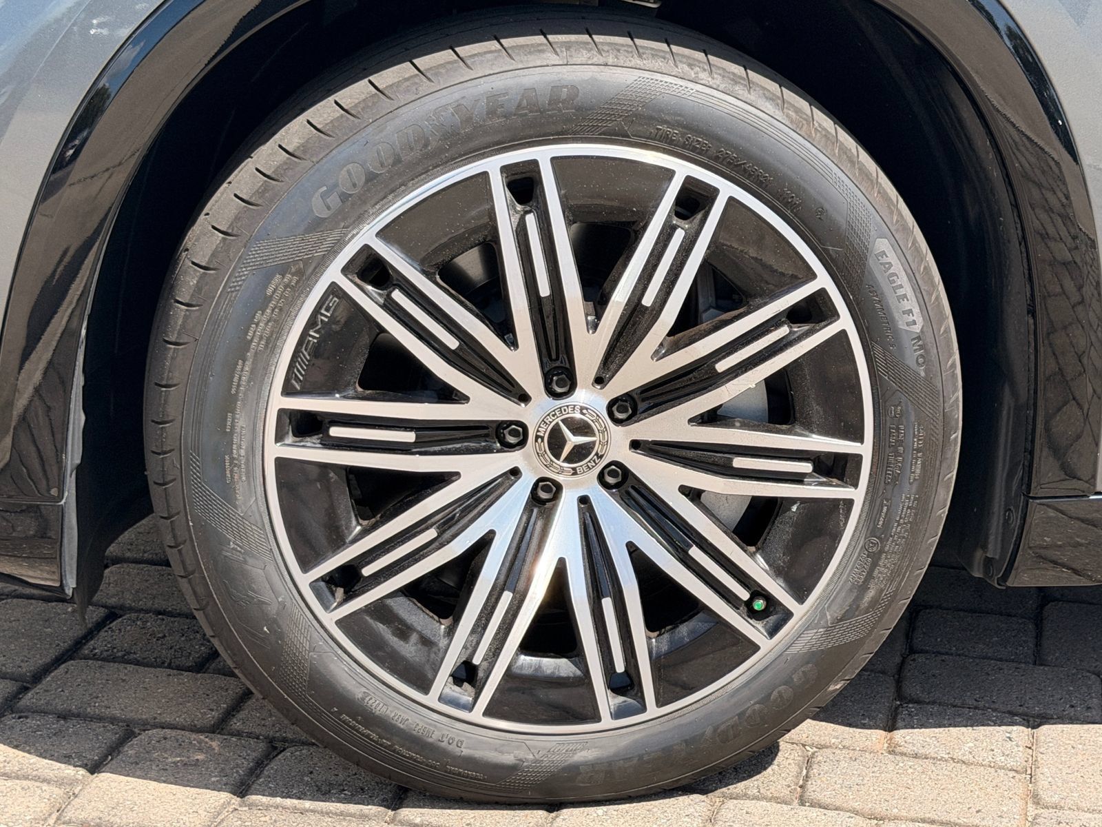 Certified 2023 Mercedes-Benz EQS 580 4MATIC SUV image 13