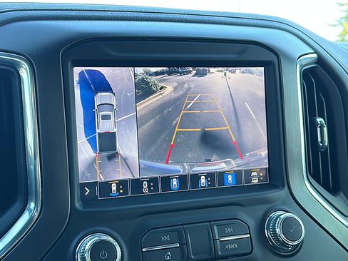 Used 2021 GMC Sierra 1500 AT4 w/ AT4 Value Package image 32