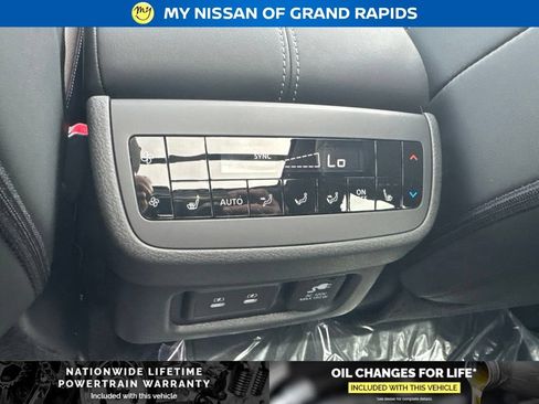 New 2026 Nissan Pathfinder Platinum AWD/4WD image 15