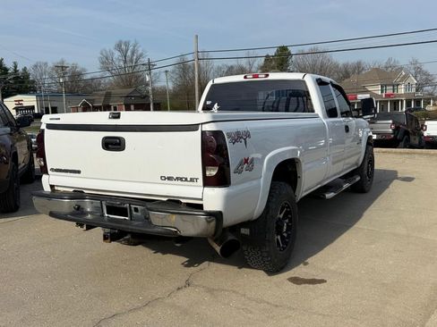 Used 2004 Chevrolet Silverado 2500 LS w/ Skid Plate Package image 6