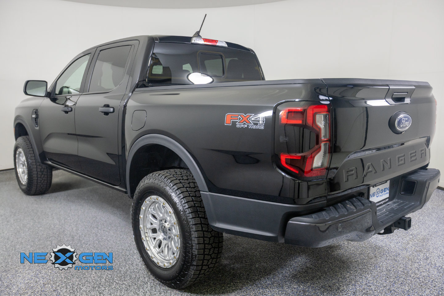 Used 2025 Ford Ranger XLT w/ FX4 Off-Road Package AWD/4WD image 27