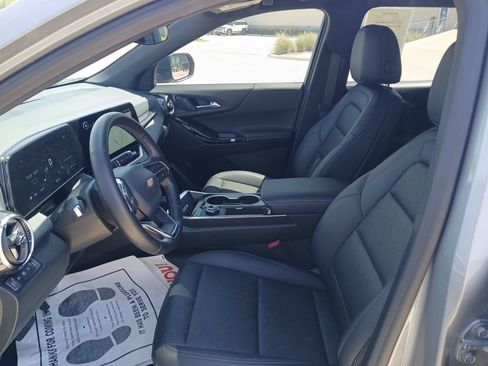 Used 2026 Chevrolet Equinox LT w/ Convenience Package II AWD/4WD image 32