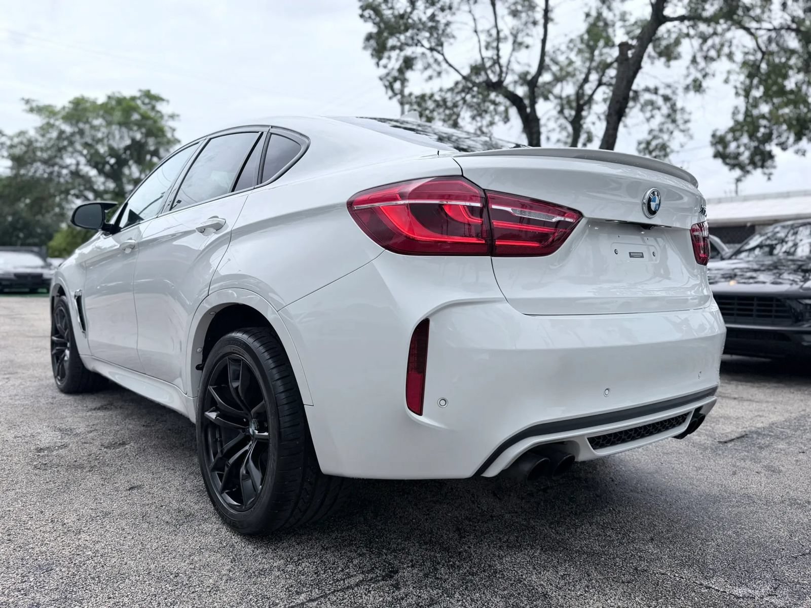 Used 2016 BMW X6 M AWD/4WD image 21