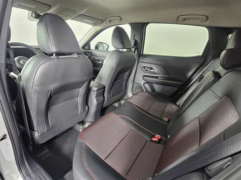 New 2026 Nissan Kicks SR w/ Cold Weather Package image 22