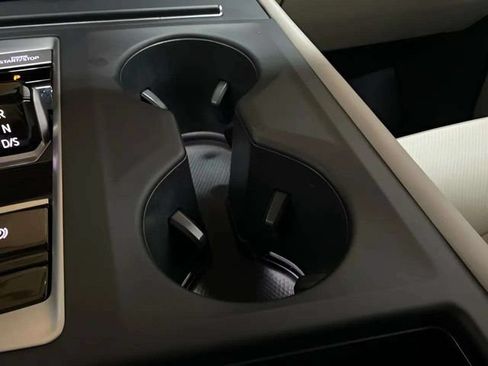 Used 2024 Volkswagen Atlas SE FWD image 61