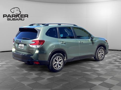 Used 2021 Subaru Forester Premium w/ Popular Package #1 AWD/4WD image 5