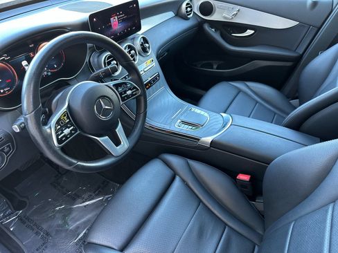 Used 2021 Mercedes-Benz GLC 300 4MATIC image 10