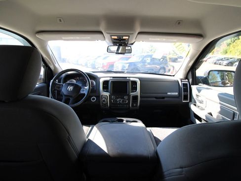 Used 2017 RAM 1500 Big Horn image 32