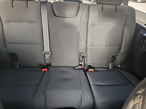 Certified 2019 Jeep Wrangler Unlimited Sport S image 33