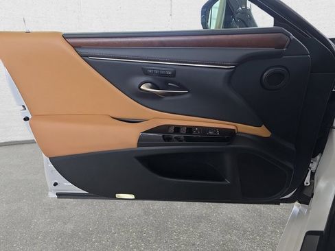 Certified 2023 Lexus ES 350 350 w/ Premium Package image 26