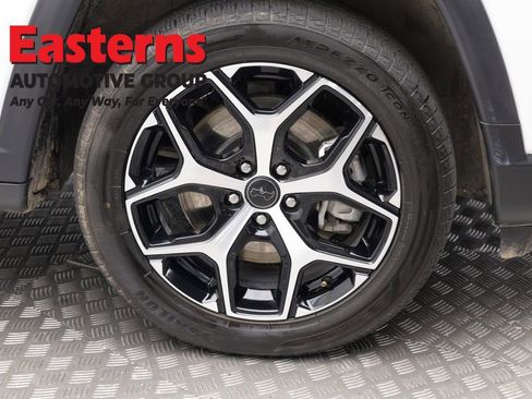 Used 2025 Jeep Compass Limited AWD/4WD image 31