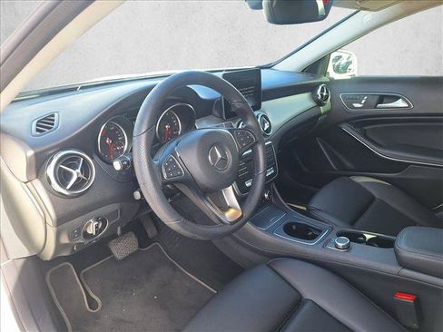 Used 2020 Mercedes-Benz GLA 250 image 9