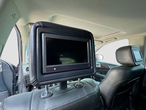 Used 2014 Nissan Pathfinder Platinum w/ Platinum Premium Package image 26