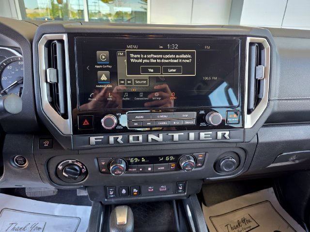 Used 2025 Nissan Frontier SV w/ SV Convenience Package AWD/4WD image 30