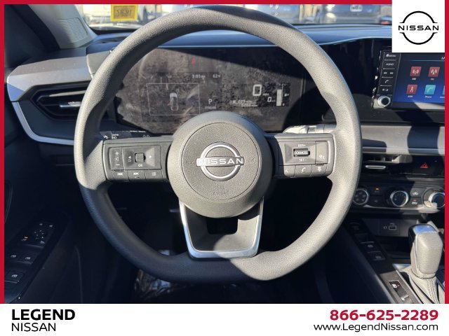 Used 2025 Nissan Kicks S AWD/4WD image 14