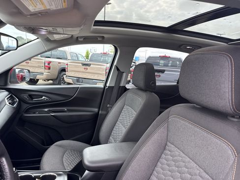 Certified 2019 Chevrolet Equinox LT w/ Sun & Navigation Package AWD/4WD image 27