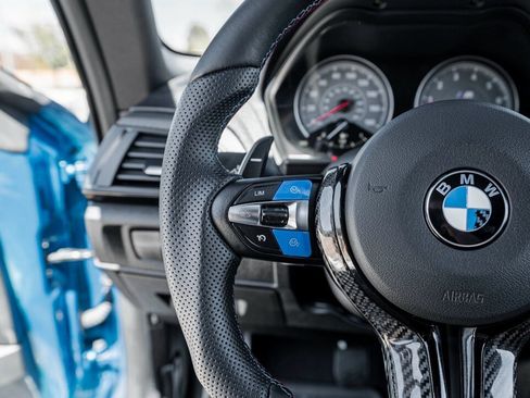 Used 2017 BMW M2 RWD image 32
