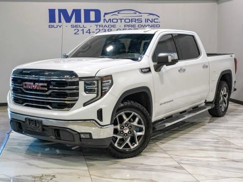 Used 2022 GMC Sierra 1500 SLT AWD/4WD image 3